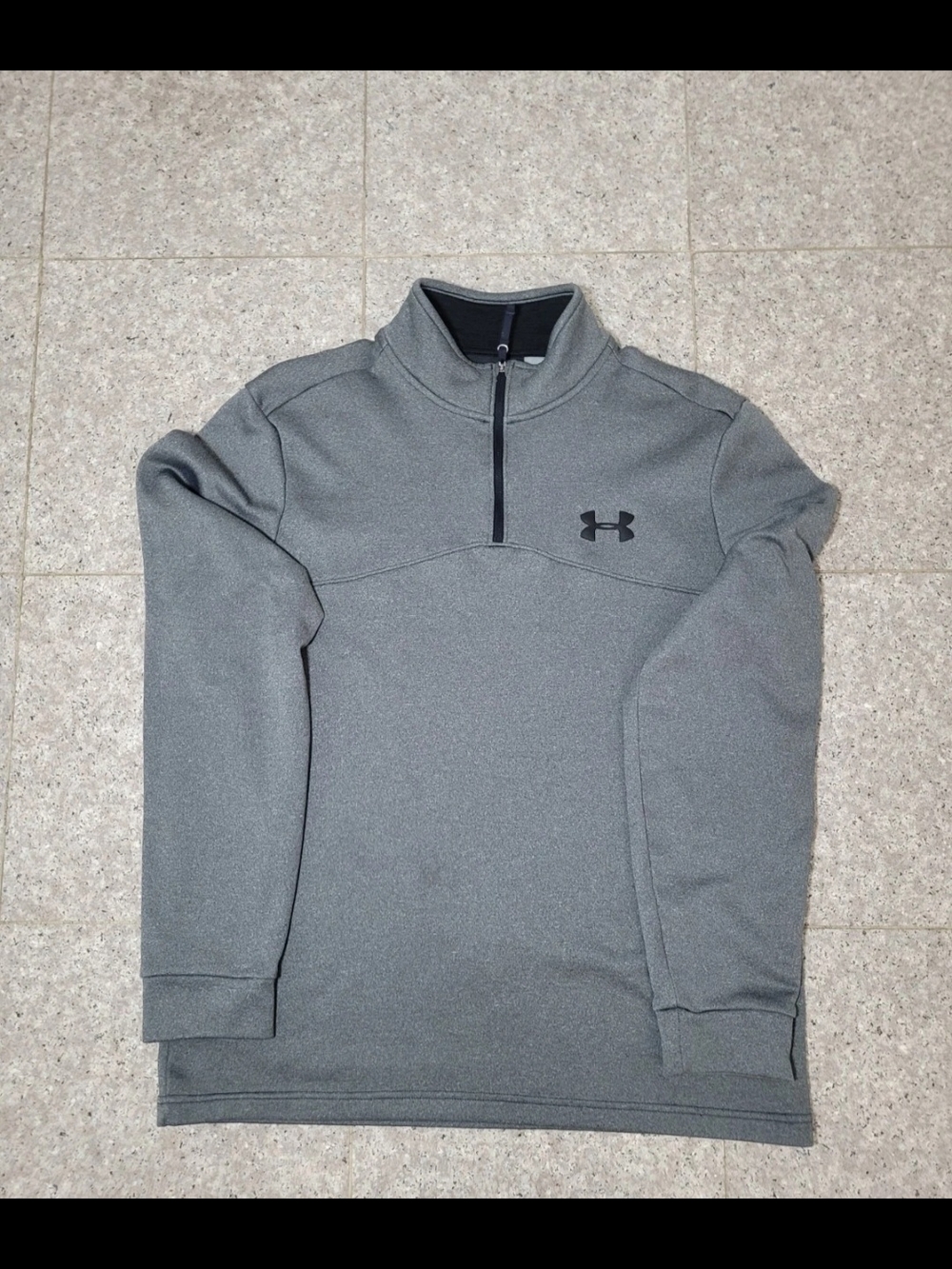 Under Armour Gray 1/4 Zip Pullover Size Medium